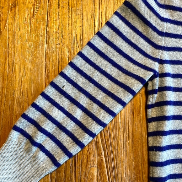DEMYLEE boatneck, cashmere, striped sweater. Size Sm. - Picture 10 of 11